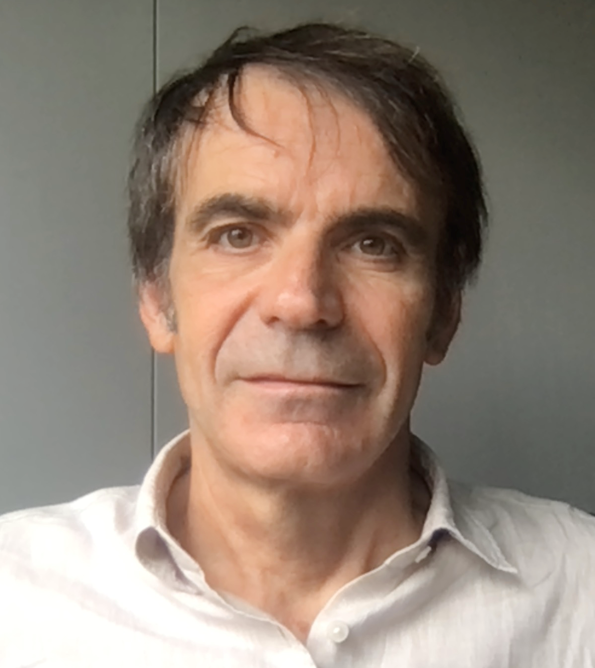  Mouvement en interaction physique et socialement adapté : penser le robot en mouvement, vers une collaboration sensible et motrice 